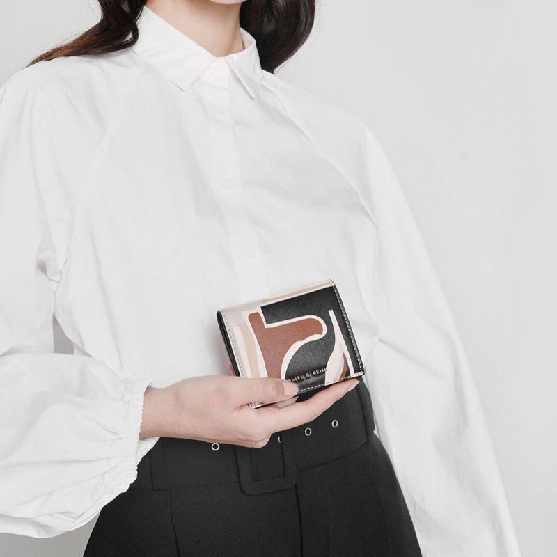 CHARLES AND KEITH PRINTED SHORT MINI WALLET ORIGINAL