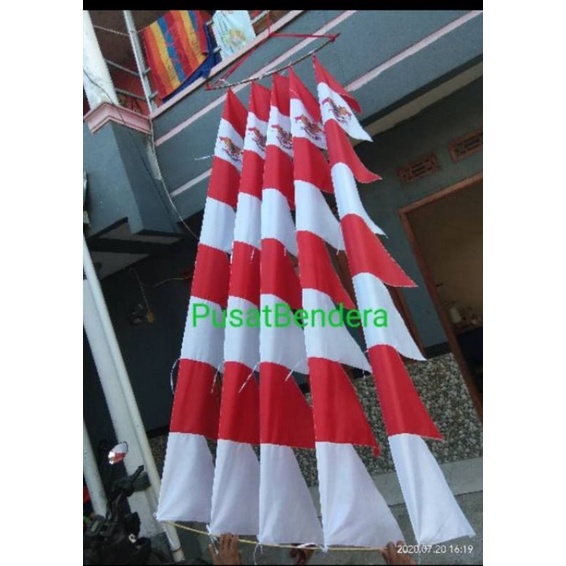 Bendera umbul umbul dan banir