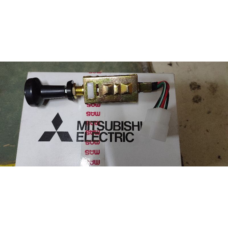 saklar lampu depan besar Mitsubishi colt t120 lama