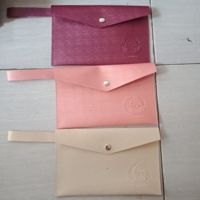 

dompet amplop bisa buat hp pensil duit dll