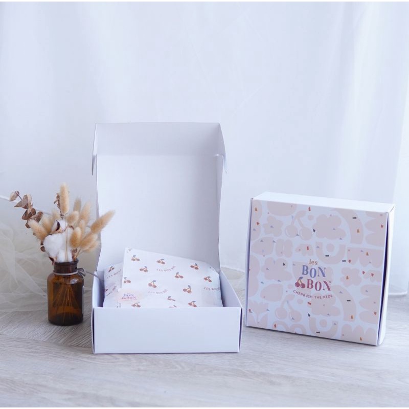 

Les Bon Bon Gift Box & Greeting Card