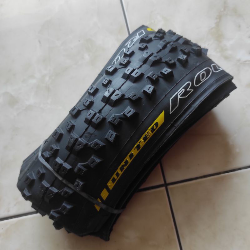 BAN LUAR SEPEDA UNITED ROUGH 26 INCH UKURAN 26X2.10 ATAU 26 X 2.10 WARNA HITAM