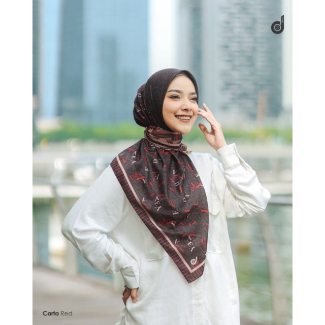 DEENAY CARTA  SERIES | KERUDUNG VOAL SEGI EMPAT HIJAB