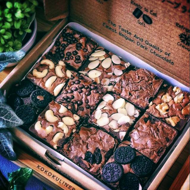 

Fudgy brownie