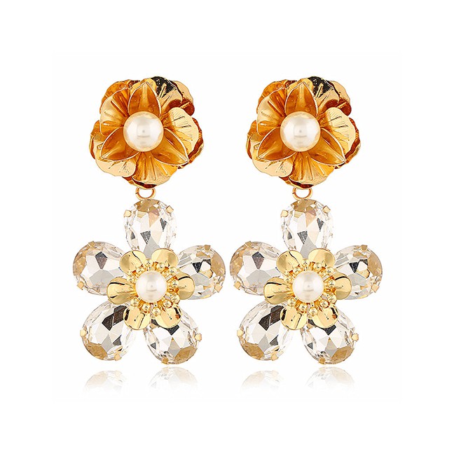 LRC Anting Tusuk Fashion Crystal Diamond Flower Gemstone Stud Earrings F6713X