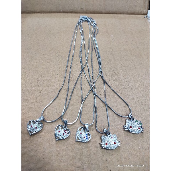 kalung rodium hello kitty