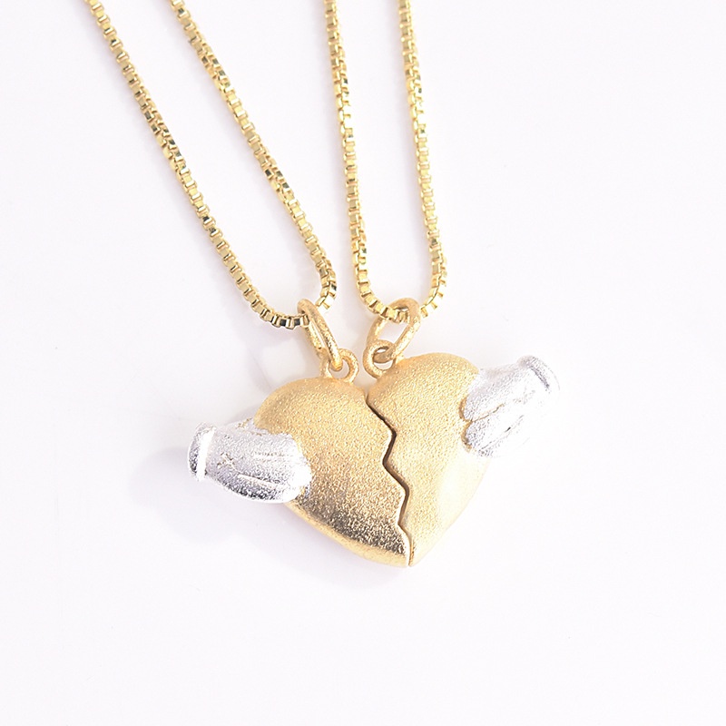 [Ready Stock]Fashion Personalized Love Necklace Creative Magnet Pendant