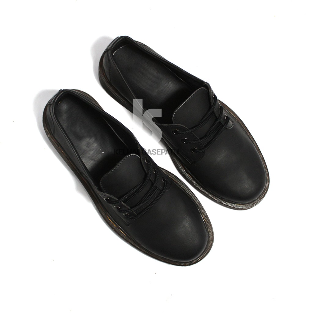 Sepatu kerja warna hitam sepatu boots dokmart sepatu dr.martens sepatu dokmart kulit