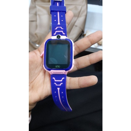 jam imoo baru.bukan bekas. yg bisa camera, geser2 menu, geme.senter.