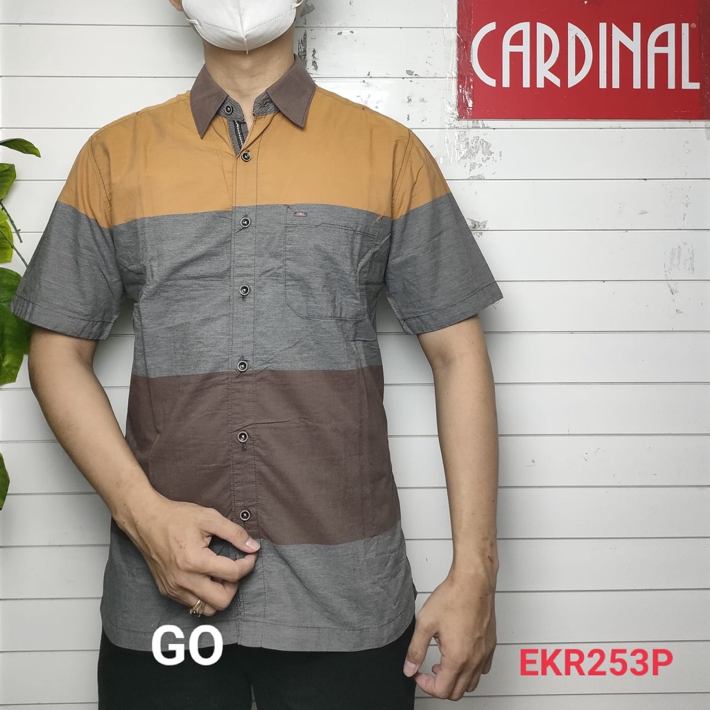 gof XR1 M CARDINAL KEMEJA CASUAL Pakaian Atasan Pria Kemeja Reguler Hem Casual Santai Lengan Pendek