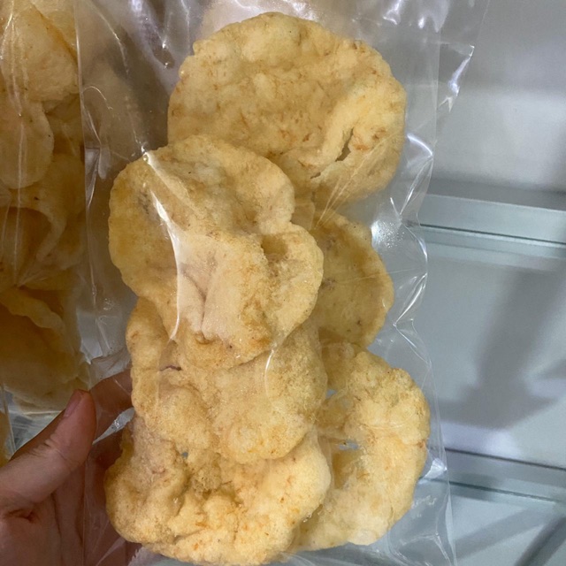

Empiang Garing Bangka Ikan Ciu Polos - Kecil - Snack Bangka - Cemilan Bangka - Makanan Bangka