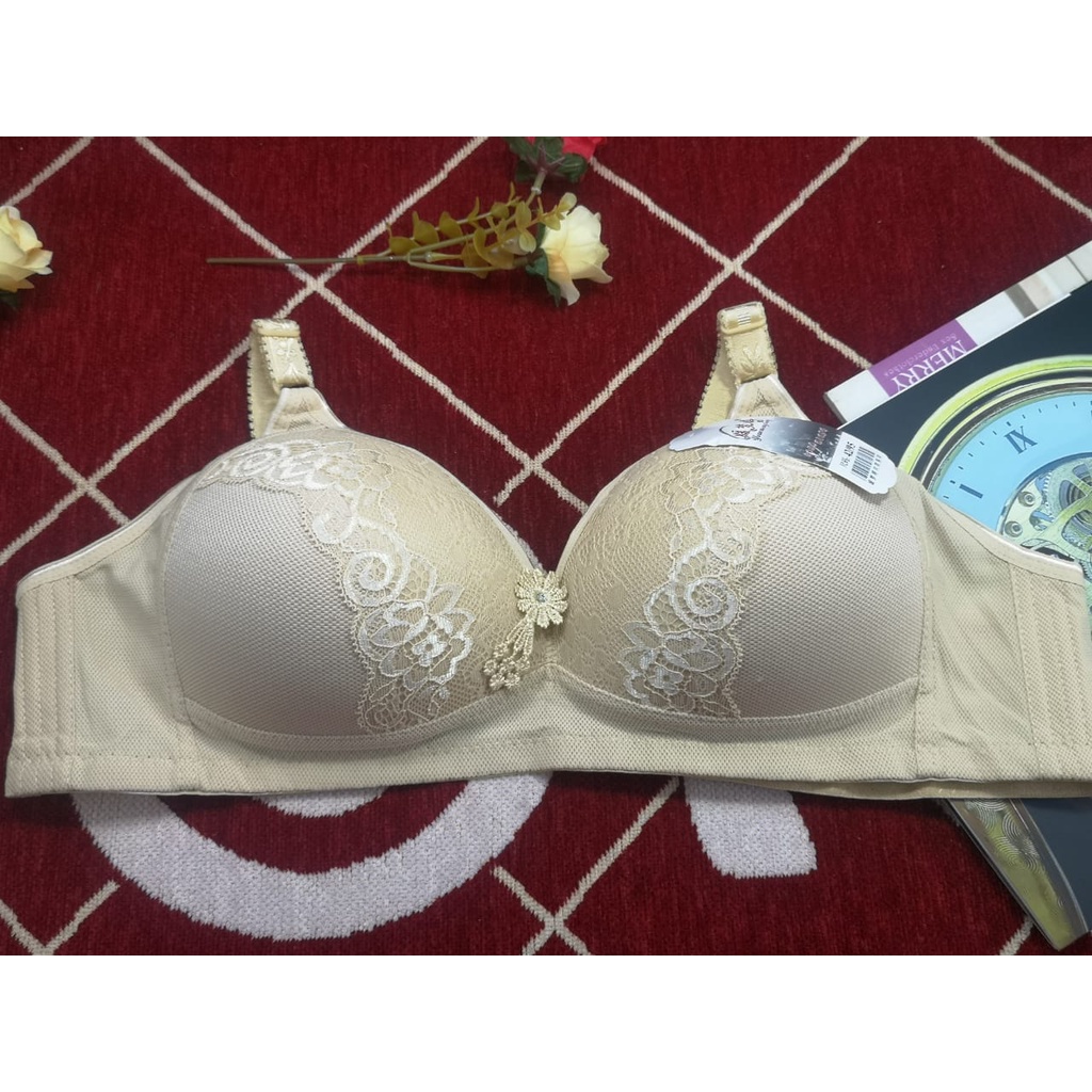 Bra / Bh Wanita 229 CUP B- Busa Tipis Tidak Ada Kawat Import