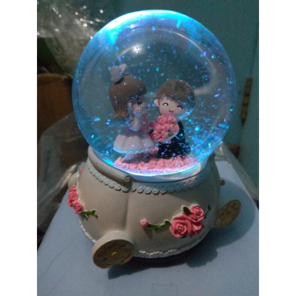 Couple music box kado ulang tahun romantis unik Barang unik Kotak musik lucu