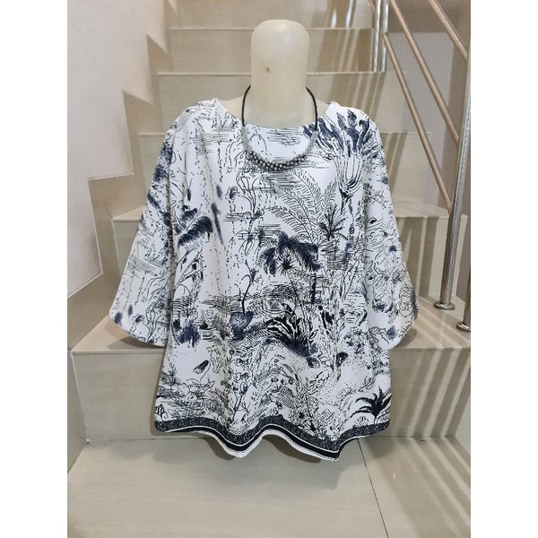 Blouse Scuba Premium Import Jumbo 2XL-3XL-Motif B - Hitam