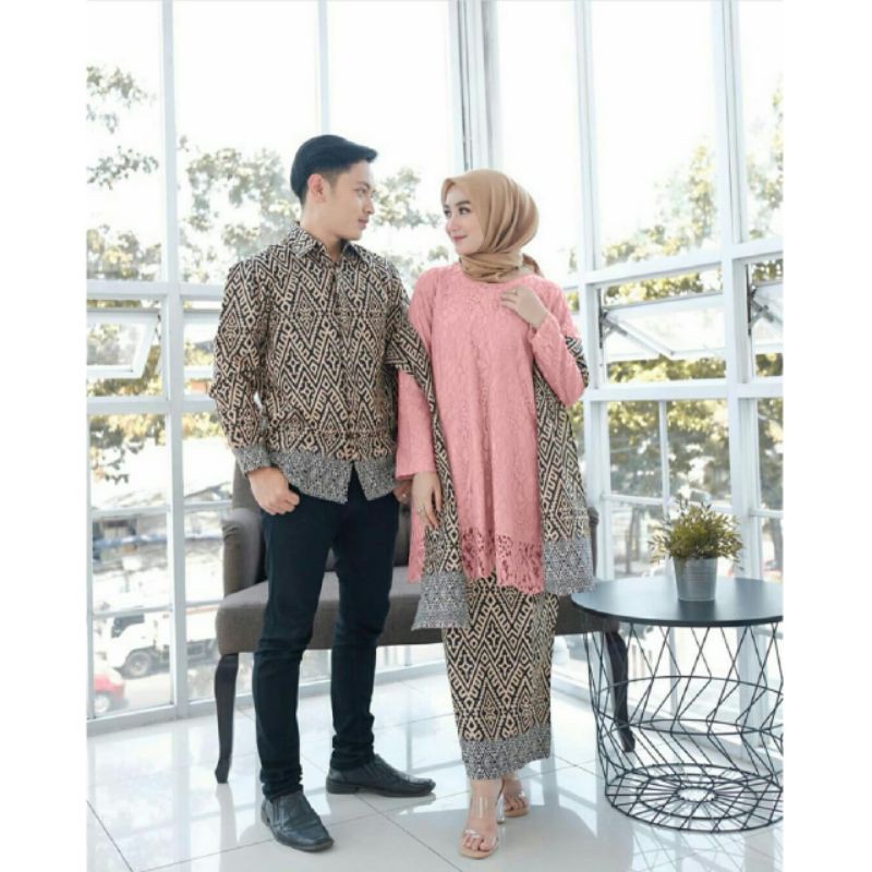 Batik Couple Laskita Kebaya Modern - Set Kebaya Couple Tunik Brokat Tulle Mutiara Premium - Set Kebaya Lamaran Tunangan - Set Baju Seserahan - Kebaya Bridesmaid Laffeya Tunik