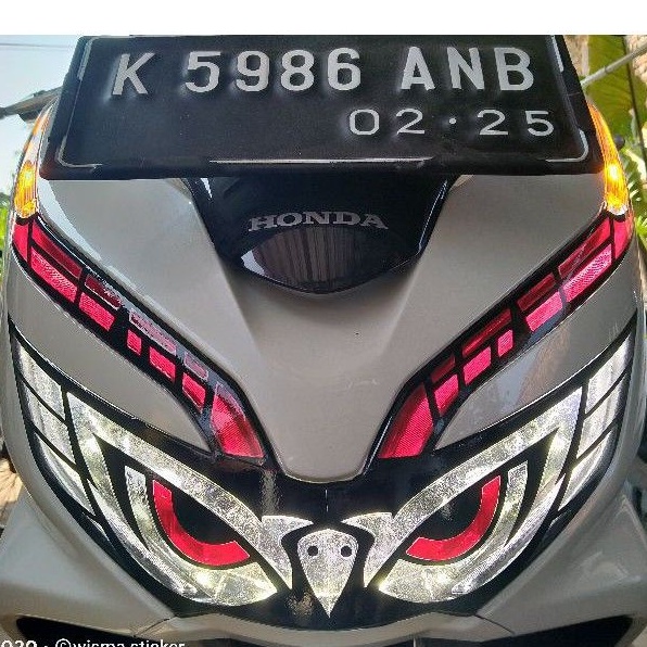 Sticker karakter Lampu + alis PCX / Stiker Mata Elang Headlamp / Sticker Cutting Mata Elang PCX.