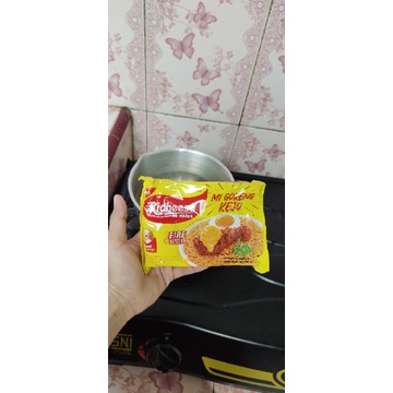 

NABATI MIE VIRAL ISI 5 PCS