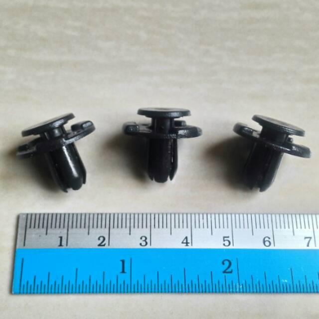 Klip bemper mobil Veloz, Avanza, Nissan