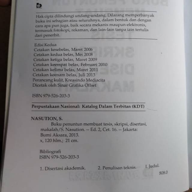 Buku Penuntun Membuat Tesis Skripsi Disertasi Makalah S Nasution Shopee Indonesia