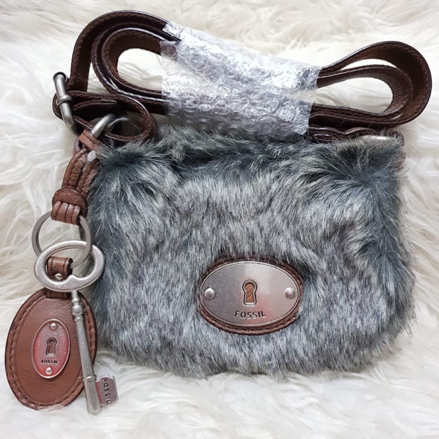 tas fossil maddox slingbag bulu second bekas