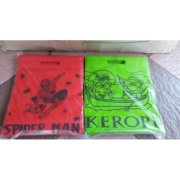 

Tas Spunbond , Tas Souvenir Ulang Tahun Anak Murah , Tas Berkat