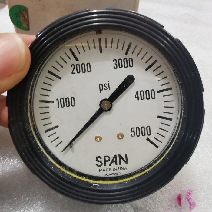 Pressure Gauge 5000psi 1/4" NPT Back Span LFP224-5000-PSI-G