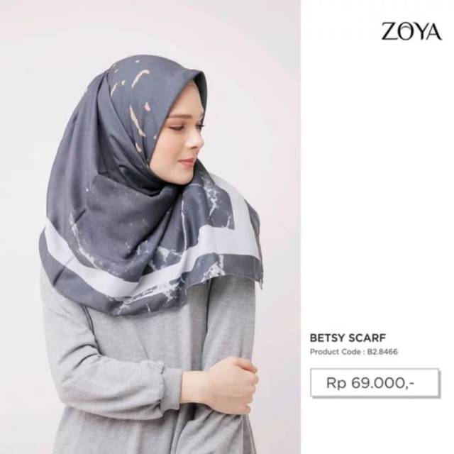 Betsy scarf Zoya/ Segi empat Zoya