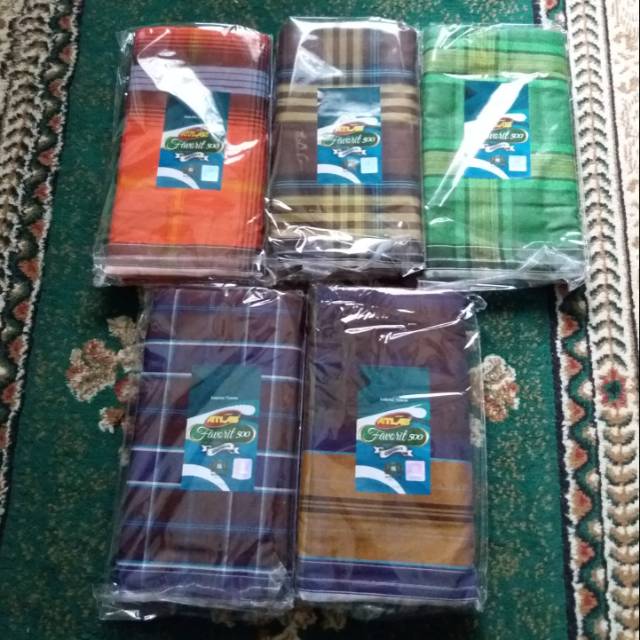 Sarung Tenun Atlas Favorit 500 Kombinasi