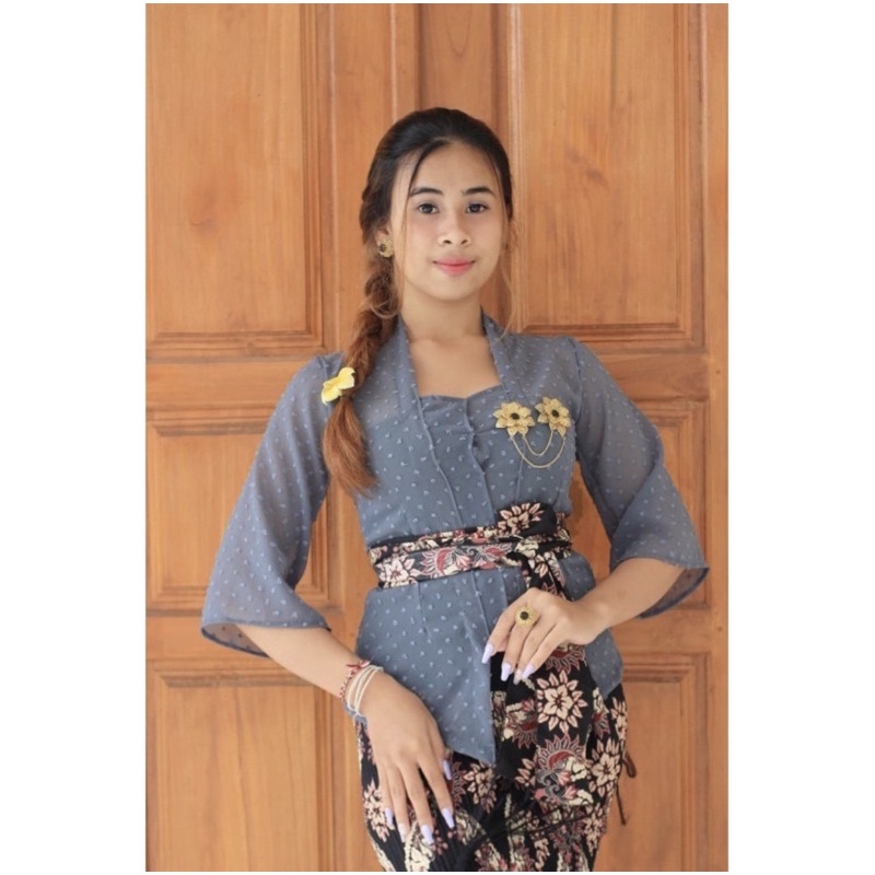 (Kebaya Saja) Kebaya bali sifon dot rubia lengan lonceng-Abu