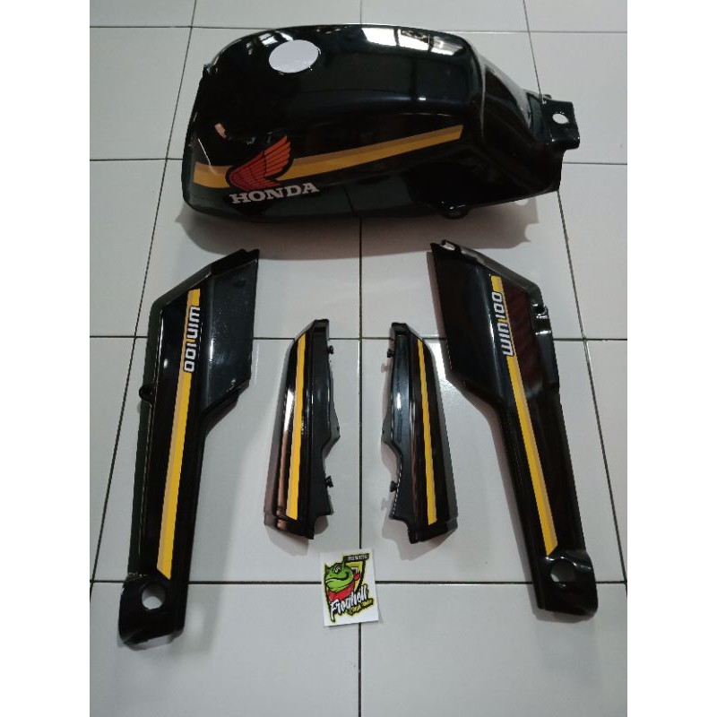 TANGKI SET BODY HONDA WIN 100 BODI HONDA WIN 100.