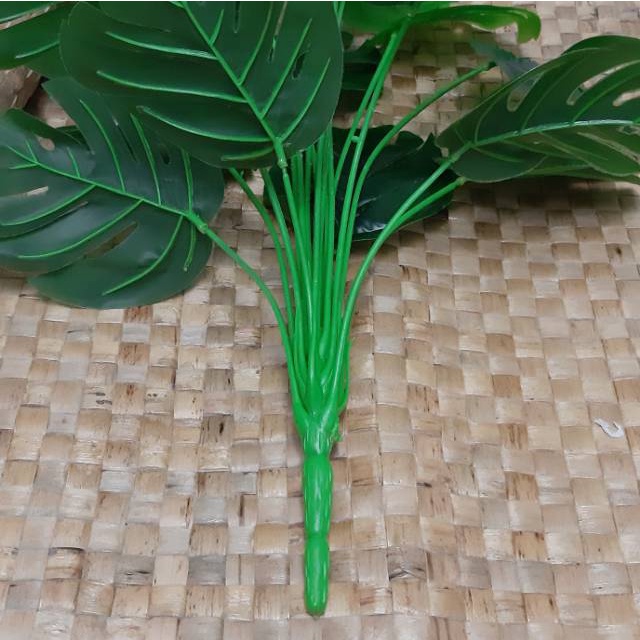 TANAMAN PLASTIK LATEX DAUN MONSTERA B8156 HIAS D18T48 HOME DECOR BUNGA PLASTIK