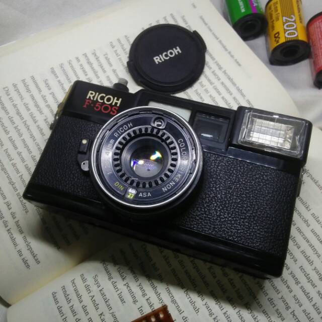 KAMERA ANALOG - RICOH F50S