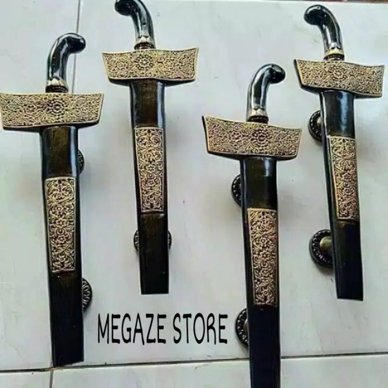 4 Pcs Gagang Pintu Kuningan Keris Handle Pintu Keris Antik Panjang 40 Cm