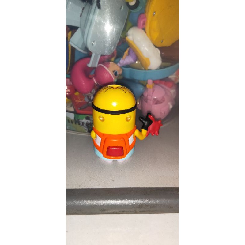 happy meal seri minions