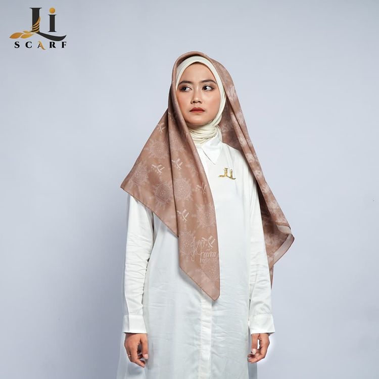 Jilbab Premium Li Scarf Parang Rusak - Peanut Brown