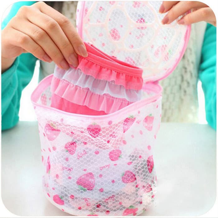 Travelmate Keranjang Cucian Pakain Dalam / Kaos Kaki / Underware Bra Laundry Bag