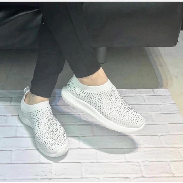 Sneaker 889 sepatu wanita import