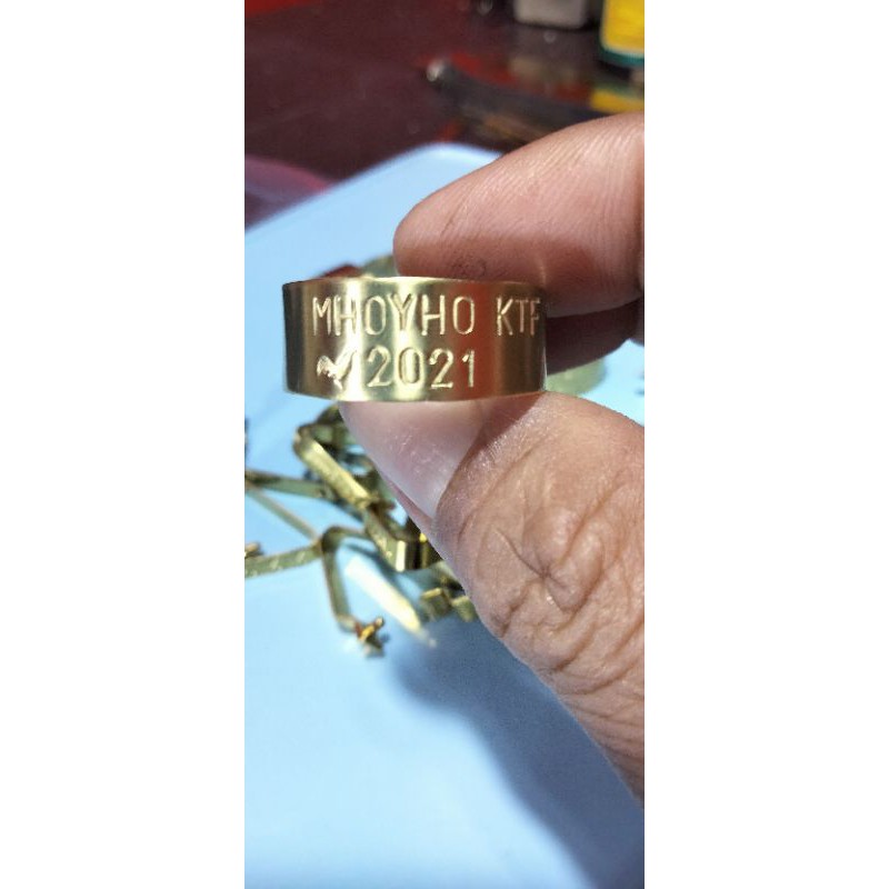 gelang kaki ayam, harga per 1 biji, bahan logam Kuningan asli, bisa Riquest nama sendiri