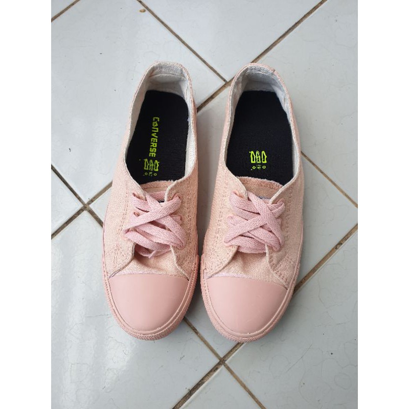 Sepatu Converse All Star Slip On (Soft Pink)