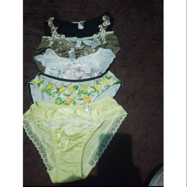 Celana dalam wanita (take all 5pcs)