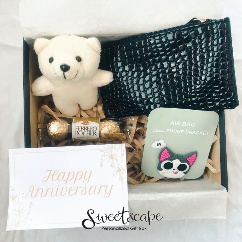 

Gift Box Package 44- Paket Hampers 44- Anniversary-Wedding