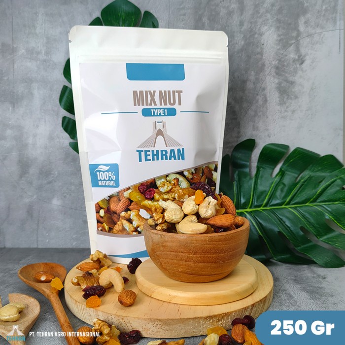 

Buah Kering - Mix Nuts & Dried Fruits [Type 1] 300Gr 3 Jenis Kacang & 2 Buah Kering