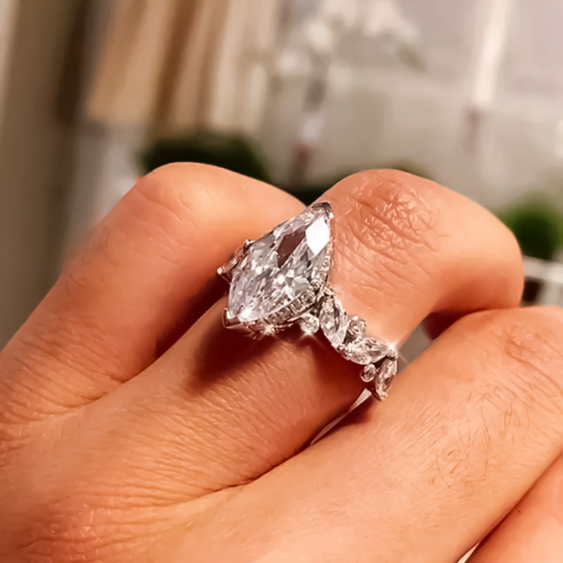 Fancyqube Perhiasan Cincin Batu Kristal Marquise Cz Model Simple Dan Elegan Untuk Wanita