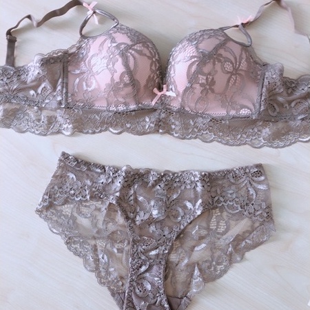 Bra Set (BS25) Korean Style Bra + CD Kualitas Premium tanpa kawat busa push up