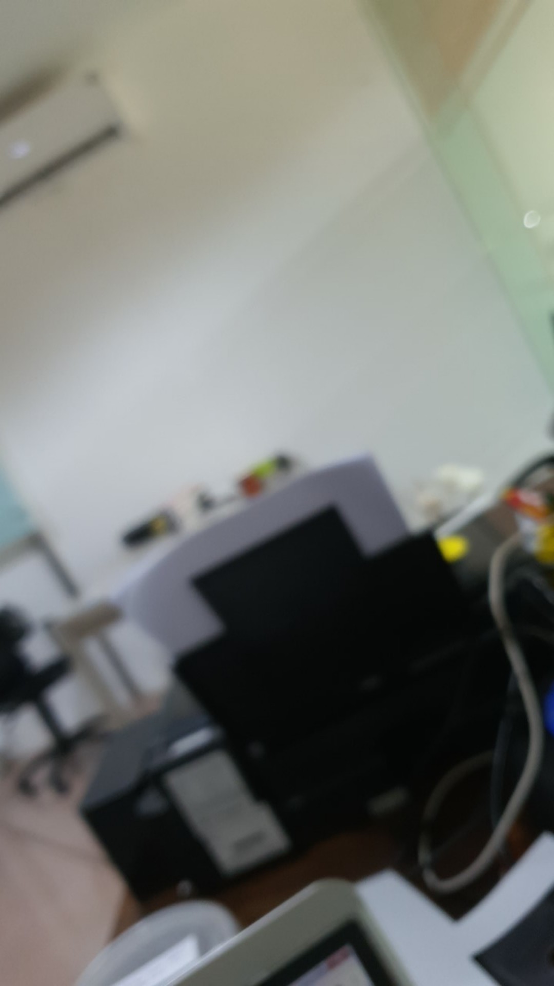 Moon Kain Sprei Meteran Katun Lokal Catra Magenta Melisa Mellisa Daun Minimalis & Bunga Carmelita