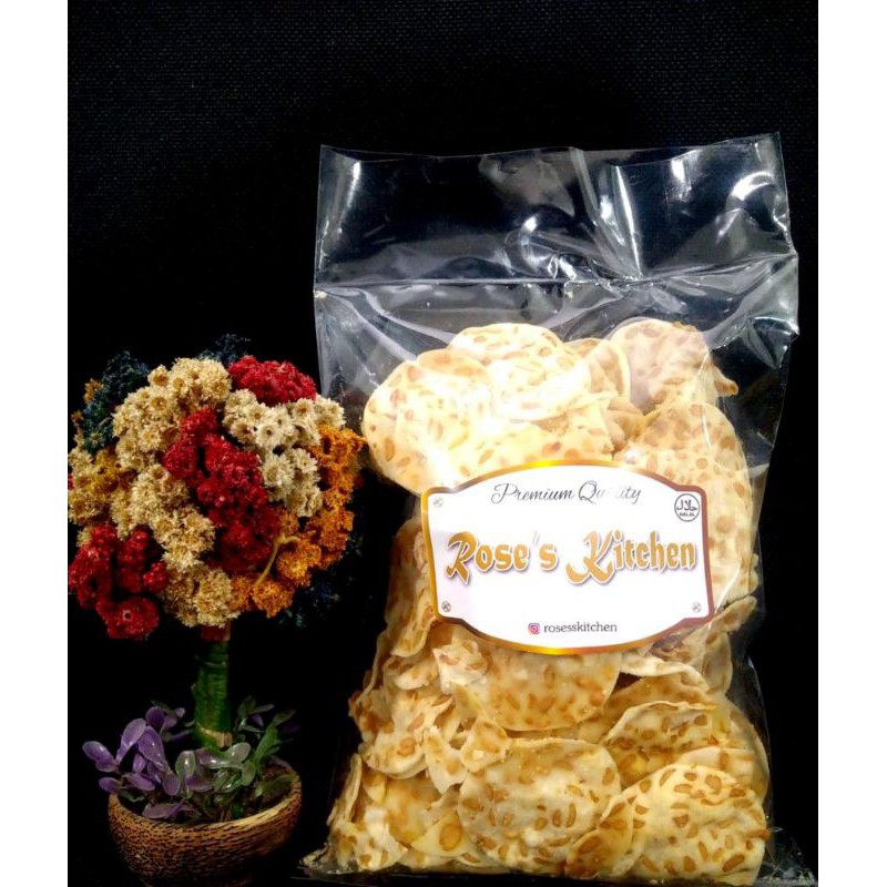 

KERIPIK TEMPE Ukuran 250Gram