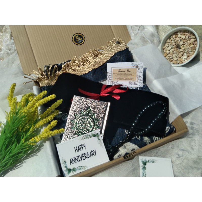 

KADO UNTUK COWOK // HAMPERS FREE BOX