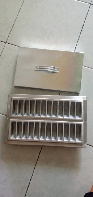 R24t Tebal - Cetakan Kue Pukis Pancong Balap 24 Lubang - Free Tutup & Cungkilan