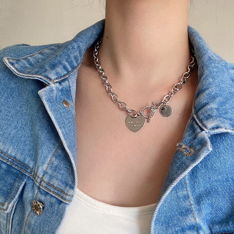 Punk pendant Korea IG Metal Cold Wind Clavicle Chain Female Necklace with Jewelry Love Pendant