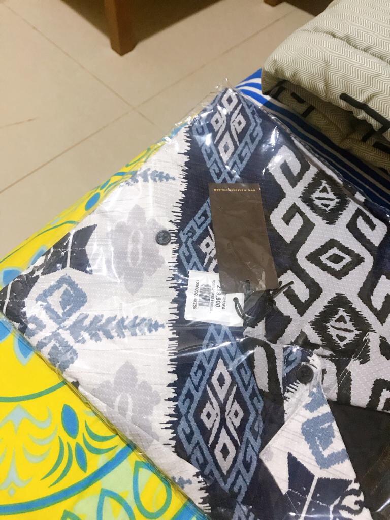 Manzone Kemeja Batik Pria Lengan Pendek Modern Fit Abimantra-navy